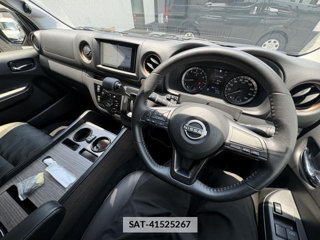 Nissan Caravan 2025-05 7803793-2