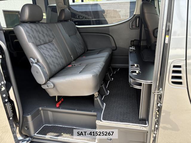 Nissan Caravan 2025-05 7803793-6