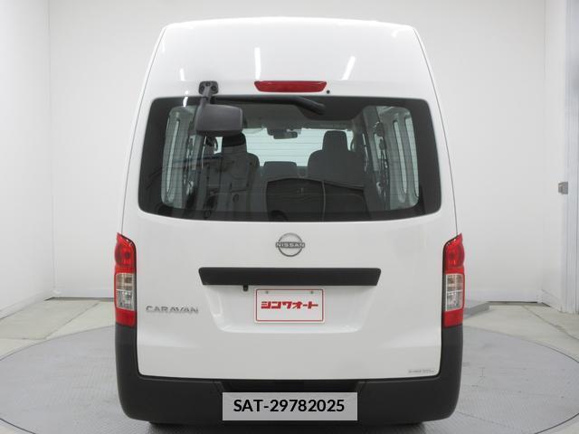 Nissan Caravan 2023-11 7804259-2