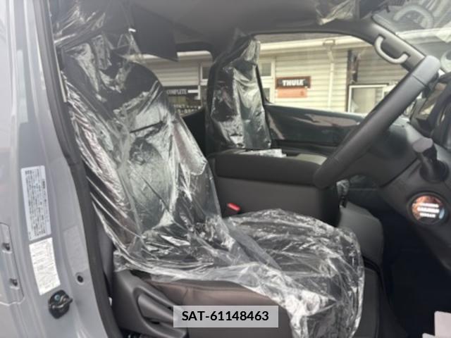 Nissan Caravan 2026-06 7804934-12