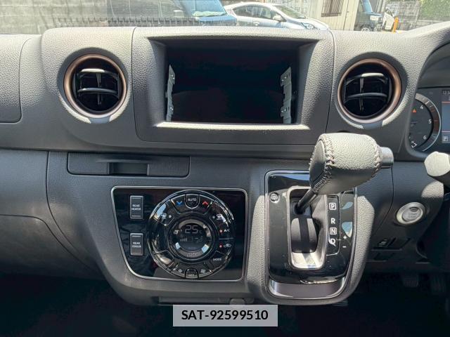 Nissan Caravan 2026-04 7805667-2