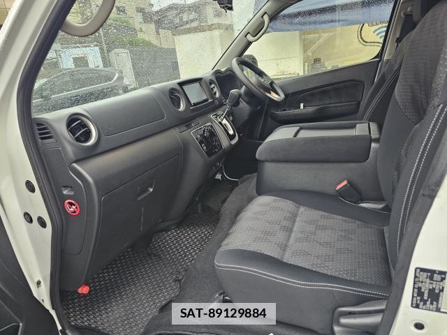 Nissan Caravan 2023-08 7809927-3