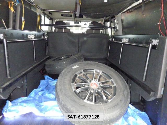 Nissan Caravan 2022-08 7809962-5