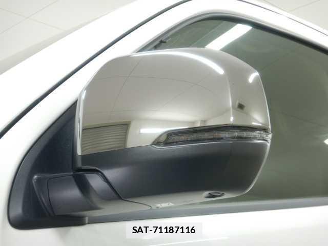 Nissan Caravan 2026-03 7810730-15