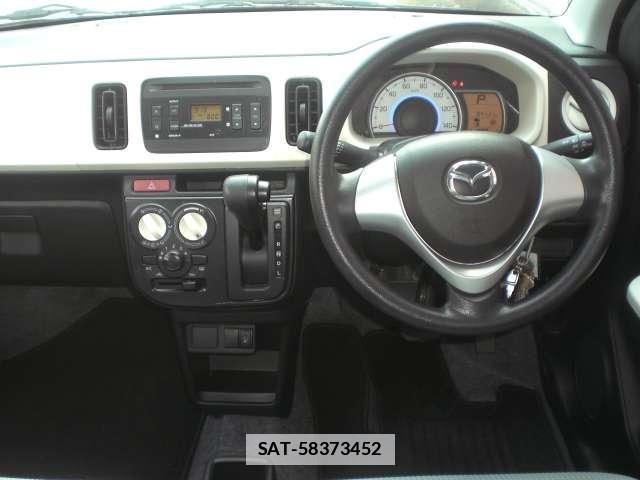 Mazda CAROL 2017-02 7795185-6