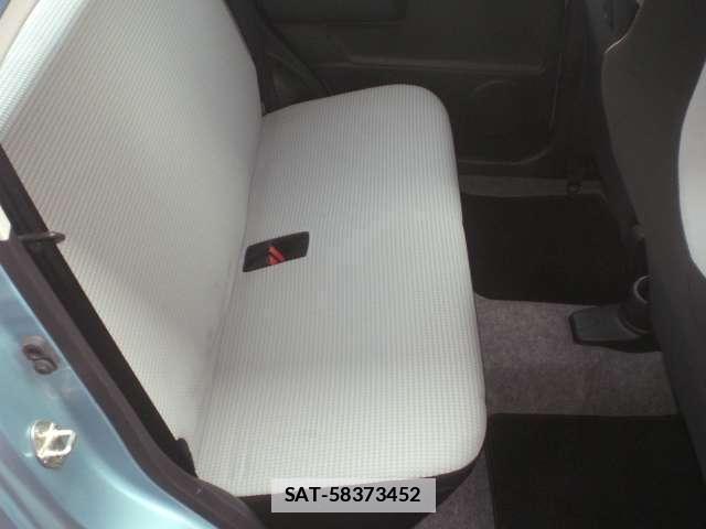 Mazda CAROL 2017-02 7795185-8