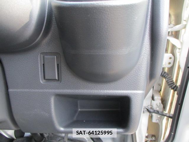 Suzuki CARRY TRUCK 2013-09 7793238-18