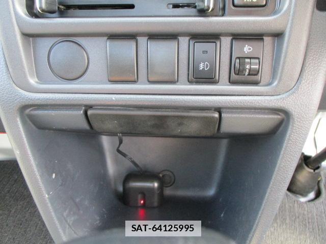 Suzuki CARRY TRUCK 2013-09 7793238-7