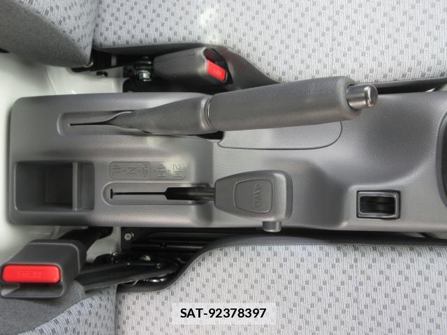 Suzuki CARRY TRUCK 2026-04 7793382-19