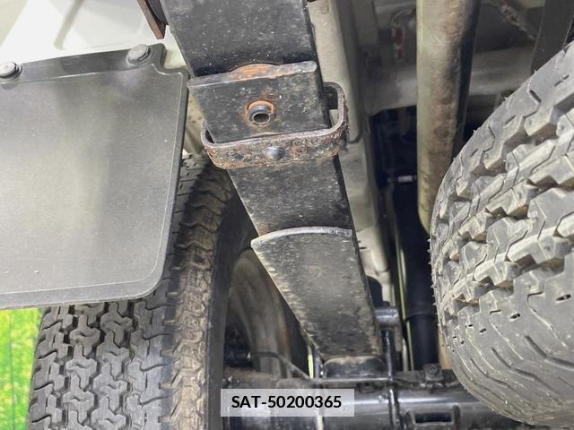 Suzuki CARRY TRUCK 2016-04 7796933-13