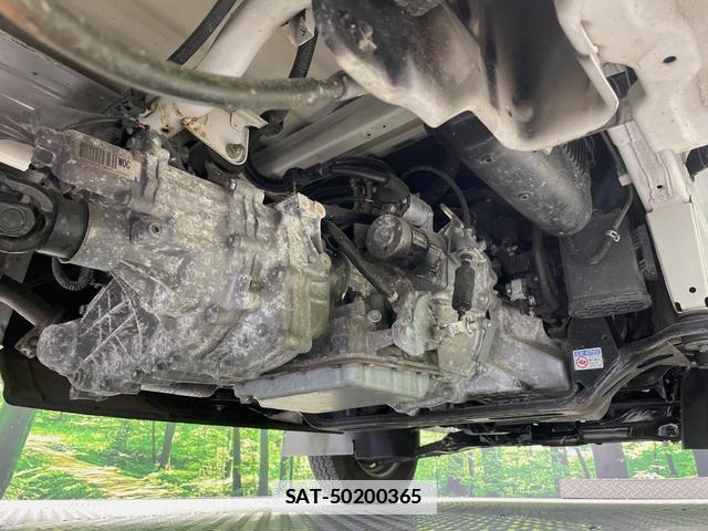 Suzuki CARRY TRUCK 2016-04 7796933-16