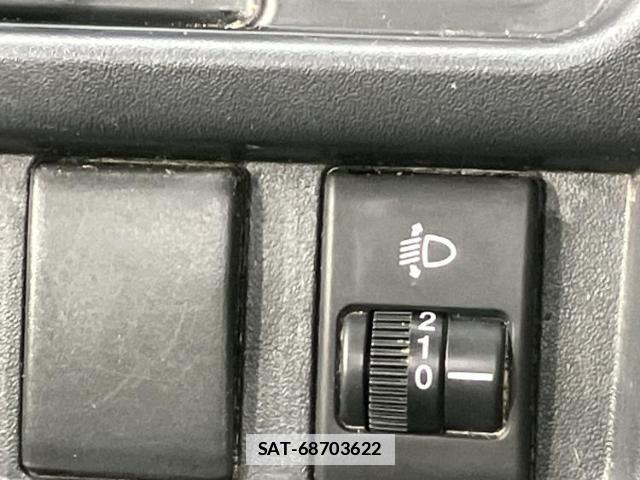 Suzuki CARRY TRUCK 2019-02 7797989-14