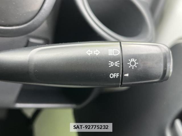 Suzuki CARRY TRUCK 2015-06 7798038-11