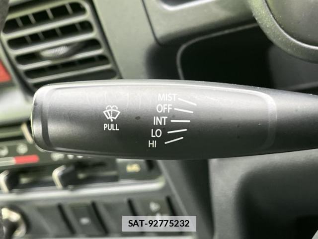 Suzuki CARRY TRUCK 2015-06 7798038-12