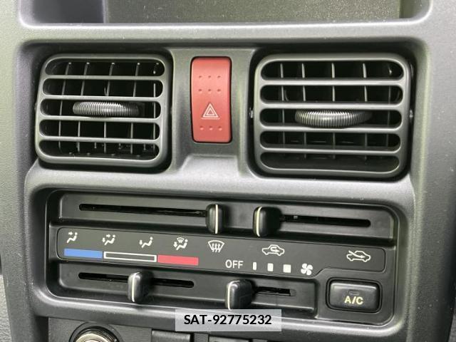 Suzuki CARRY TRUCK 2015-06 7798038-8
