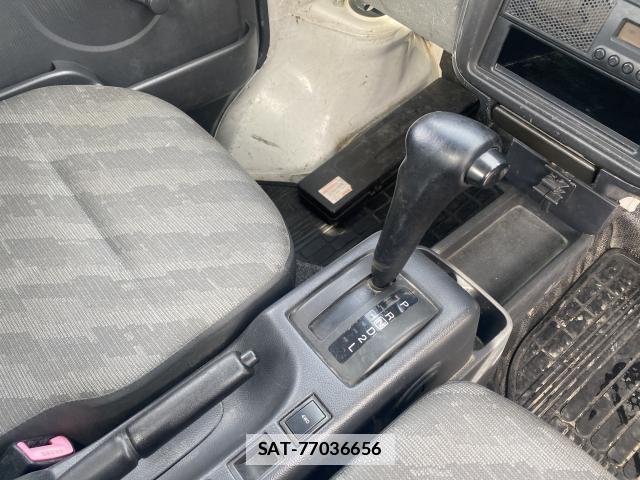 Suzuki CARRY TRUCK 2013-09 7804335-14
