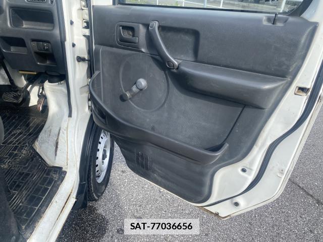 Suzuki CARRY TRUCK 2013-09 7804335-15