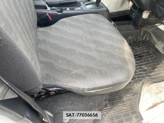 Suzuki CARRY TRUCK 2013-09 7804335-19