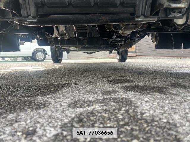 Suzuki CARRY TRUCK 2013-09 7804335-6