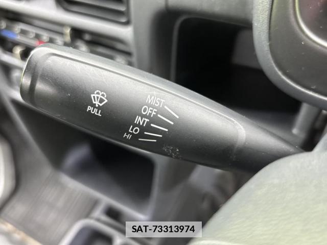 Suzuki CARRY TRUCK 2018-07 7804691-11