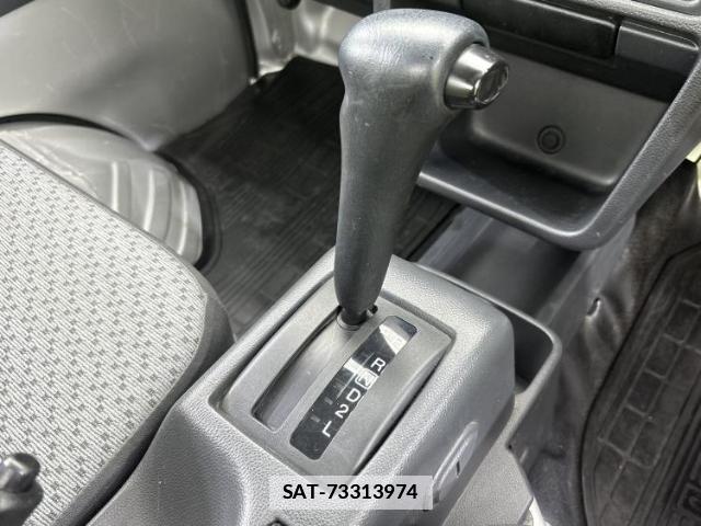Suzuki CARRY TRUCK 2018-07 7804691-12