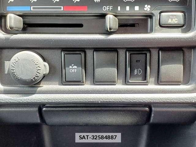 Suzuki CARRY TRUCK 2018-07 7809898-19