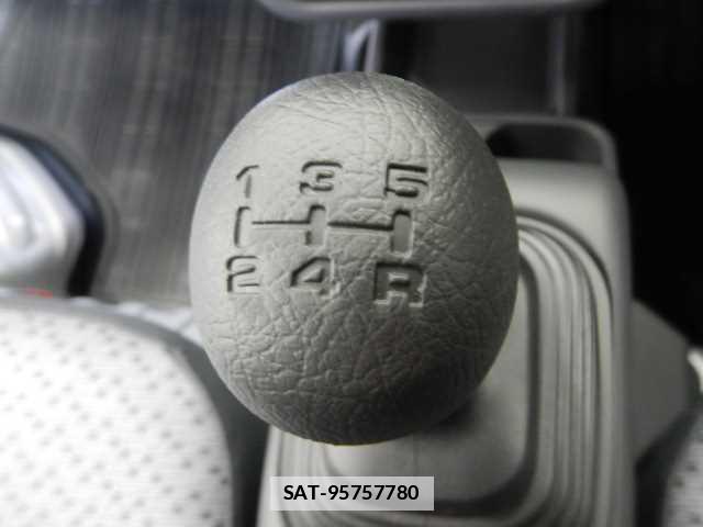 Suzuki CARRY TRUCK 2024-08 7810733-3
