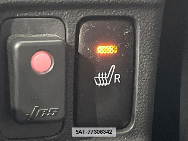 Daihatsu CAST 2015-09 7804480-6