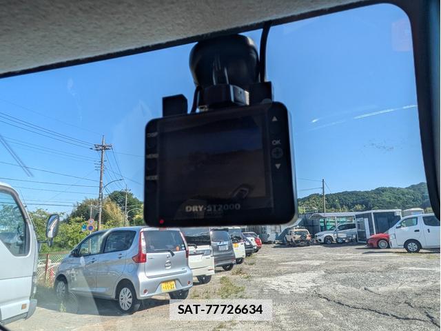 Daihatsu CAST 2019-06 7805677-18