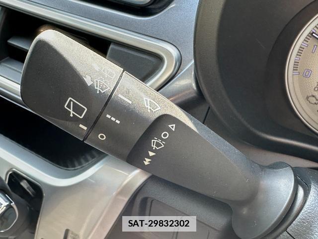 Daihatsu CAST 2016-05 7806461-10