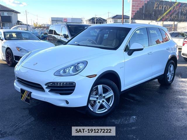 Porsche CAYENNE 2013-04 7798235-0
