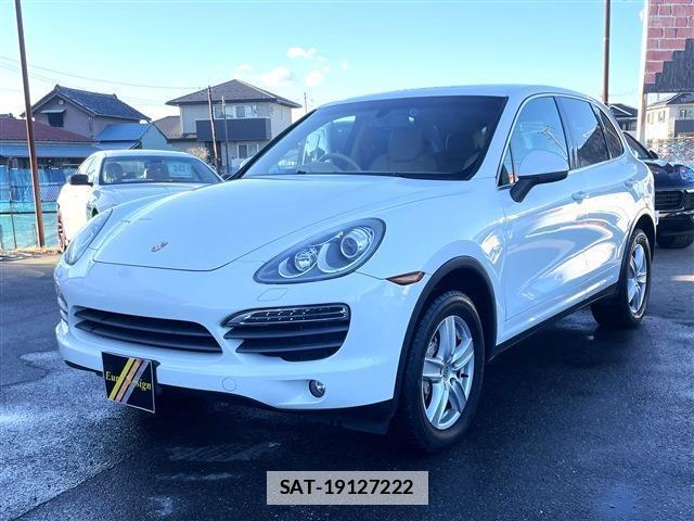 Porsche CAYENNE 2013-04 7798235-12
