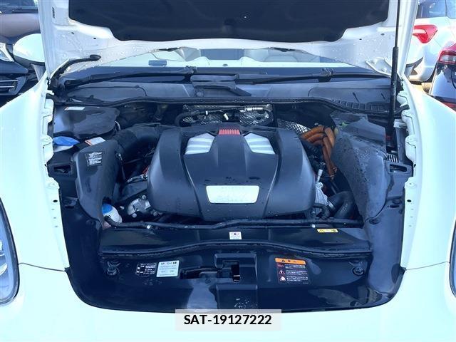 Porsche CAYENNE 2013-04 7798235-7