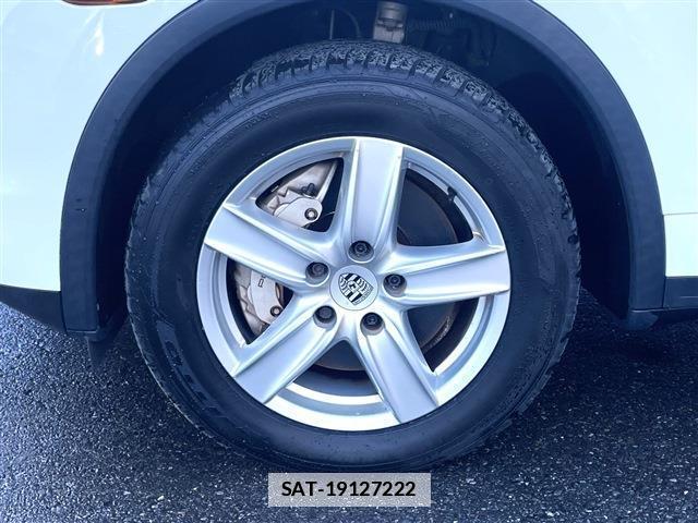 Porsche CAYENNE 2013-04 7798235-8