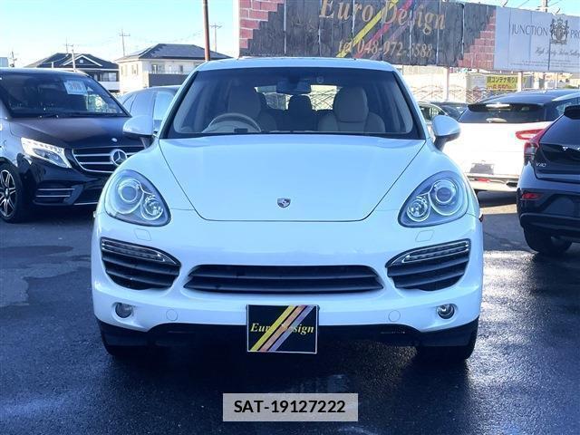 Porsche CAYENNE 2013-04 7798235-9