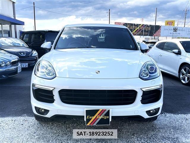 Porsche CAYENNE 2015-05 7798238-9