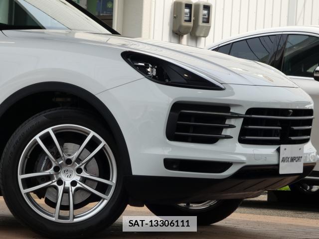Porsche CAYENNE 2018-09 7798475-4