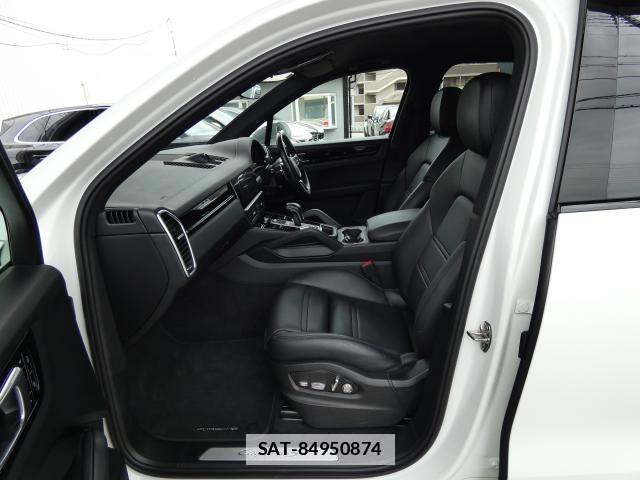 Porsche CAYENNE 2020-06 7798477-15