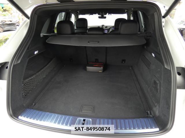 Porsche CAYENNE 2020-06 7798477-18