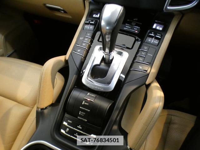 Porsche CAYENNE 2015-12 7800566-10