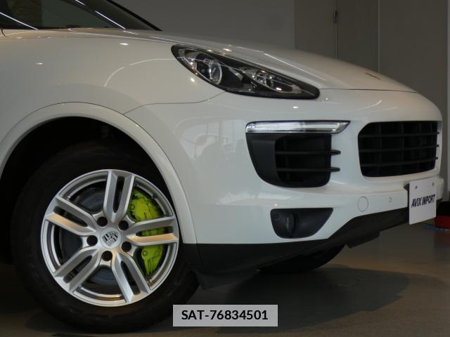Porsche CAYENNE 2015-12 7800566-4