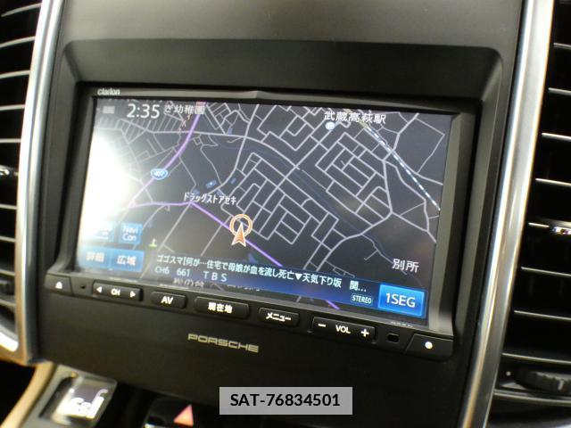 Porsche CAYENNE 2015-12 7800566-7