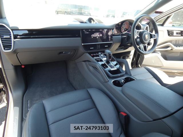 Porsche CAYENNE 2020-03 7800572-17