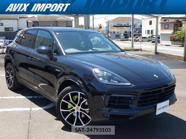 Porsche CAYENNE 2020-03 7800572-3