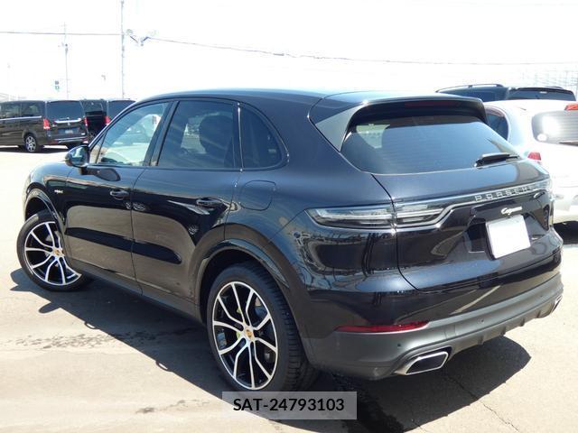 Porsche CAYENNE 2020-03 7800572-4