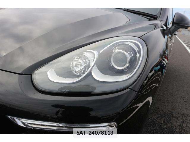 Porsche CAYENNE 2015-12 7809493-1