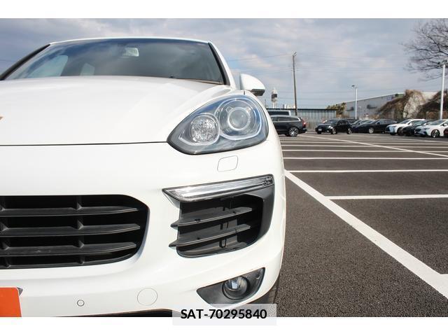 Porsche CAYENNE 2016-09 7809497-17
