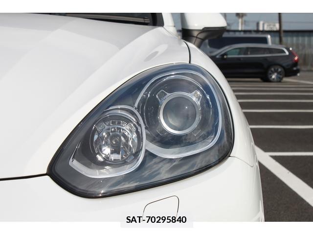 Porsche CAYENNE 2016-09 7809497-18