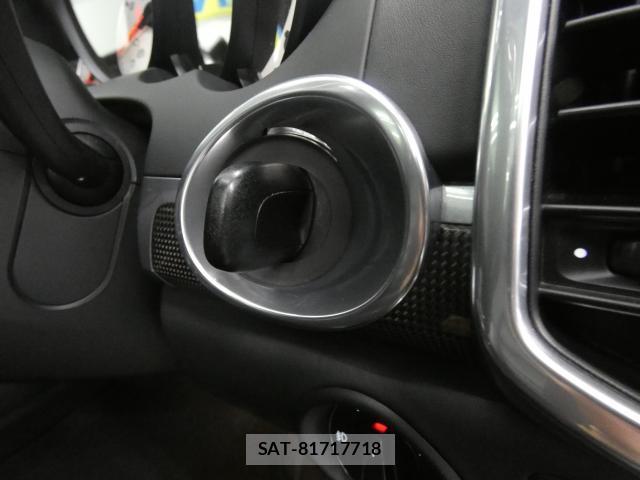 Porsche CAYENNE 2010-12 7809763-16