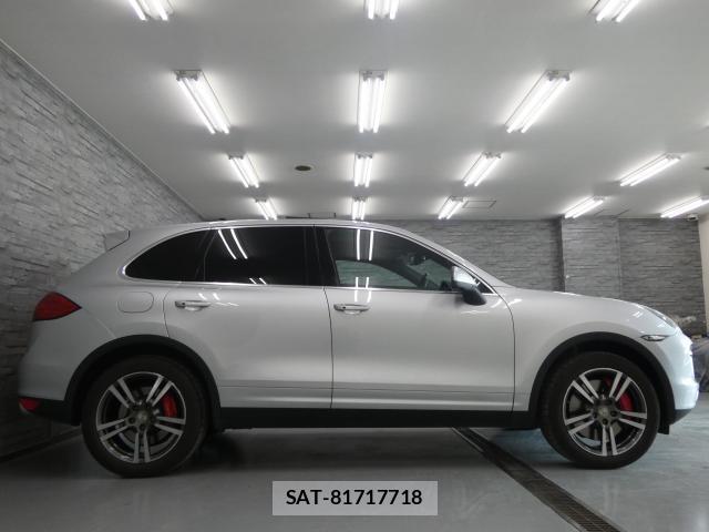 Porsche CAYENNE 2010-12 7809763-7